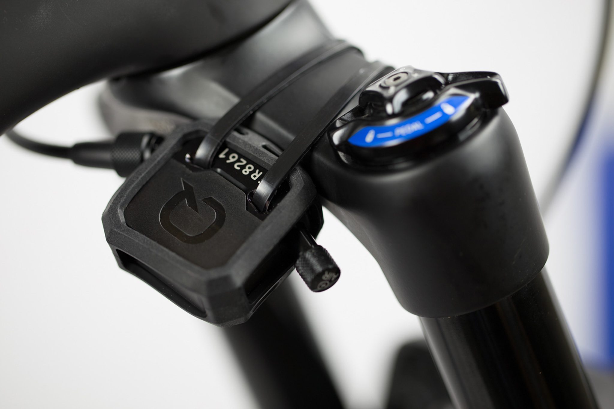 Sram achète Shockwiz : de l’électronique pour ses suspensions ? 