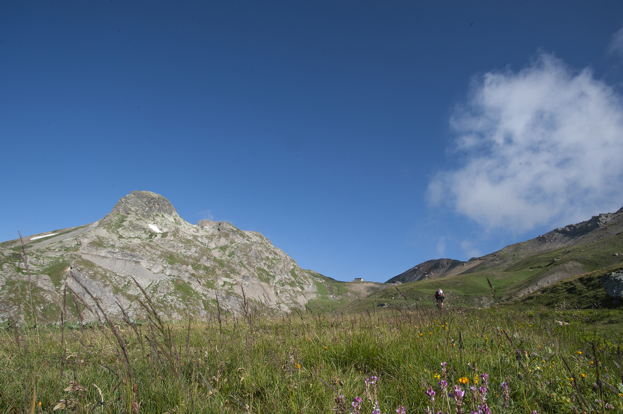 https://www.vojomag.com/app/uploads/2024/01/les 4 saisons du Galibier. 8bd.jpg