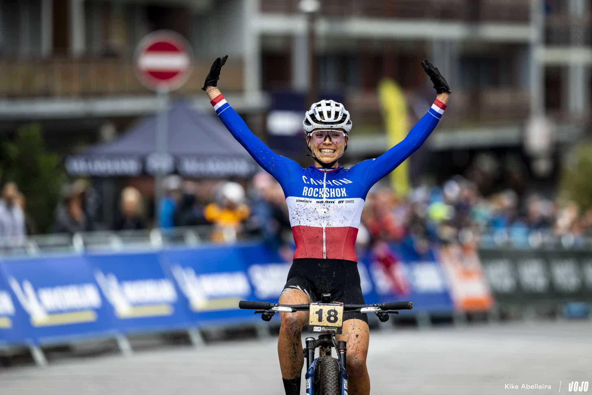 World Cup XC 2024 #5 – Crans-Montana | XCO Femmes : Loana Lecomte, le retour triomphant