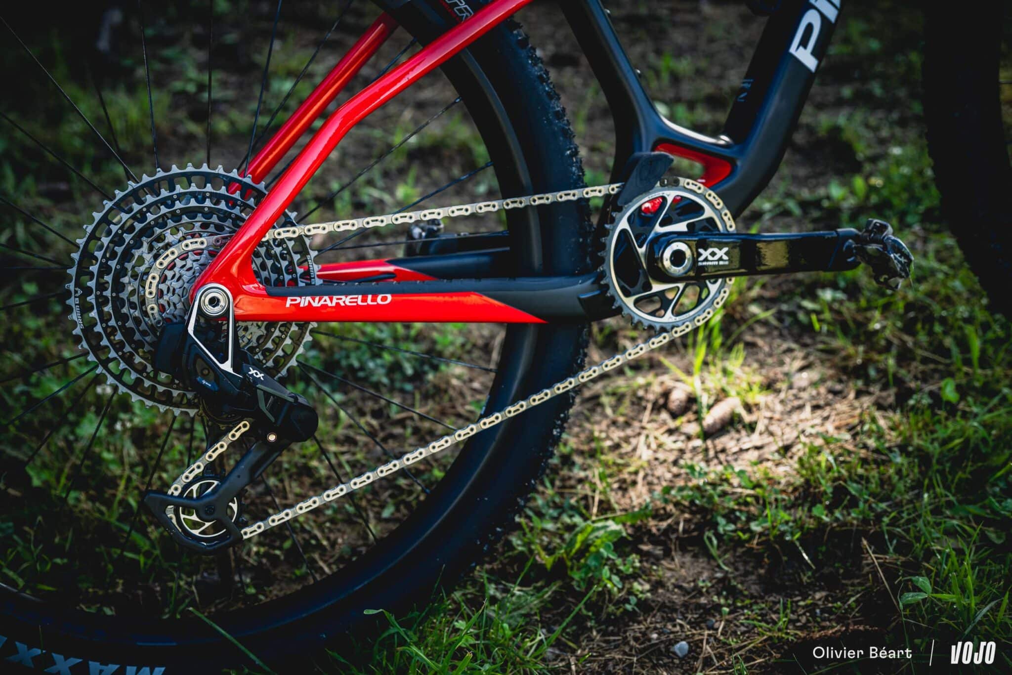 https://www.vojomag.com/app/uploads/2024/07/Pinarello Dogma XC Hardtail test essai avis - Copyright Olivier Beart Vojo Magazine 26 2048x1366.jpg