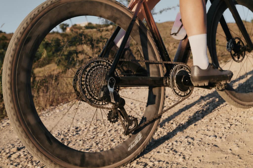 Nouveauté | Sram Red XPLR AXS : le 13 vitesses arrive... en gravel !