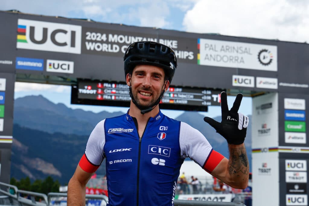 Worlds 2024 | E-Bike : Jérôme Gilloux renoue avec l'arc-en-ciel