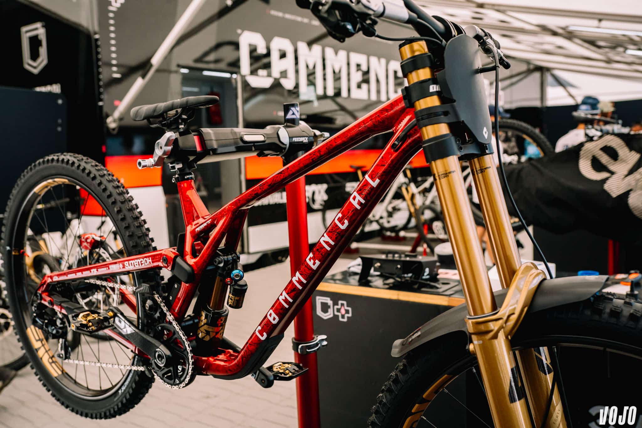 https://www.vojomag.com/app/uploads/2024/08/bike check vtt dh vallnord andorre championnat monde vojo paul humbert 6.jpg