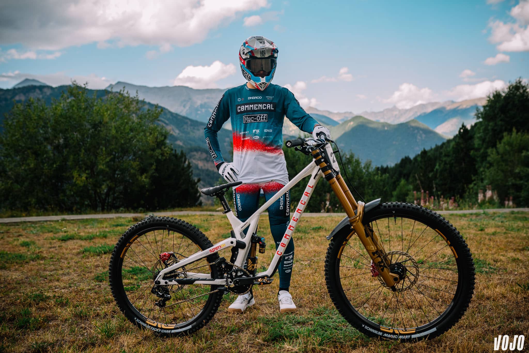 https://www.vojomag.com/app/uploads/2024/08/bike check vtt dh vallnord andorre championnat monde vojo paul humbert 6.jpg