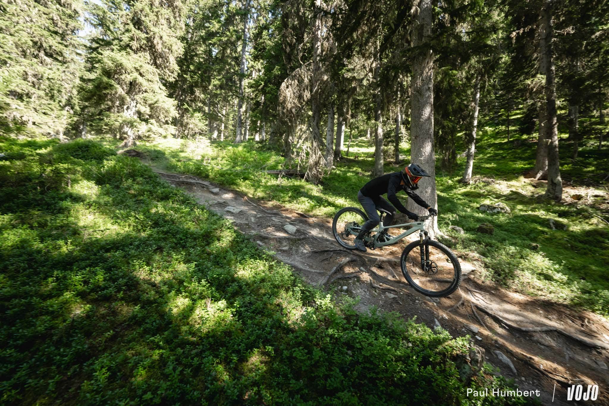 https://www.vojomag.com/app/uploads/2024/08/bourg saint maurice les arcs vtt 2024 vojo paul humbert 149.jpg