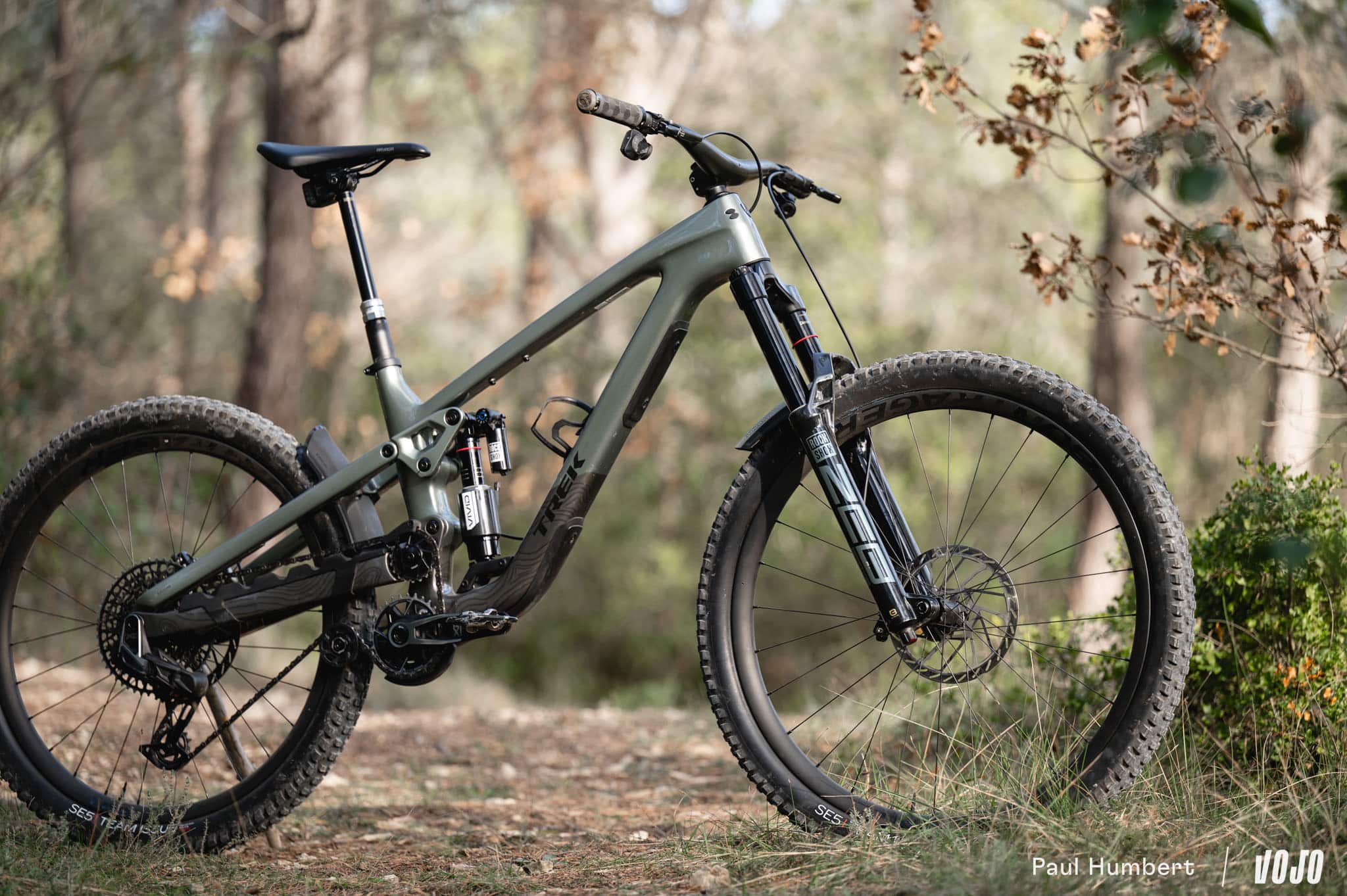 https://www.vojomag.com/app/uploads/2024/08/test trek slash enduro 2024 vojo paul humbert 5.jpg