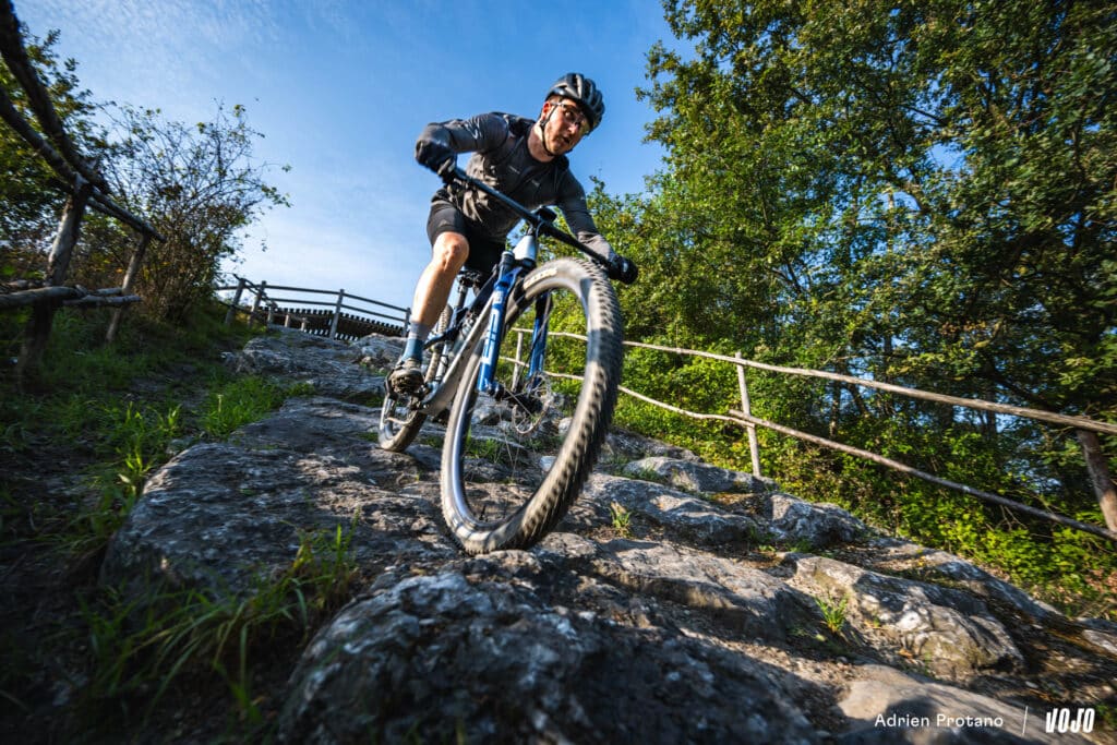 Guide d’achat | Quel VTT tout-suspendu XC acheter en 2025 ?