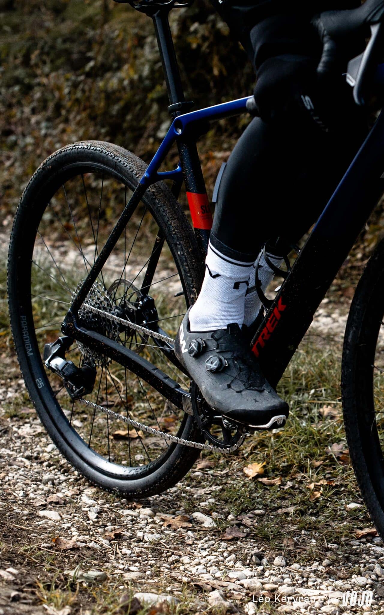 https://www.vojomag.com/app/uploads/2024/11/test gravel trek checkpoint sl6 2024 leo kervran vojo 40 1280x2048.jpg