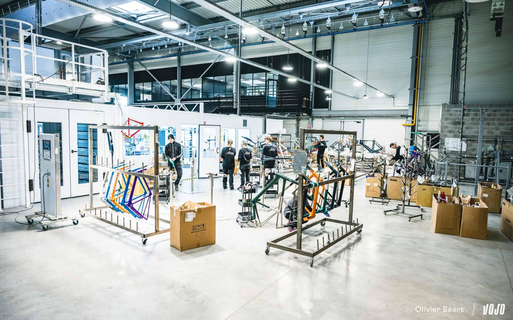 https://www.vojomag.com/app/uploads/2024/12/Origine Cycles Visite usine Valenciennes - Copyright Olivier Beart Vojo Magazine 35 2048x1280.jpg