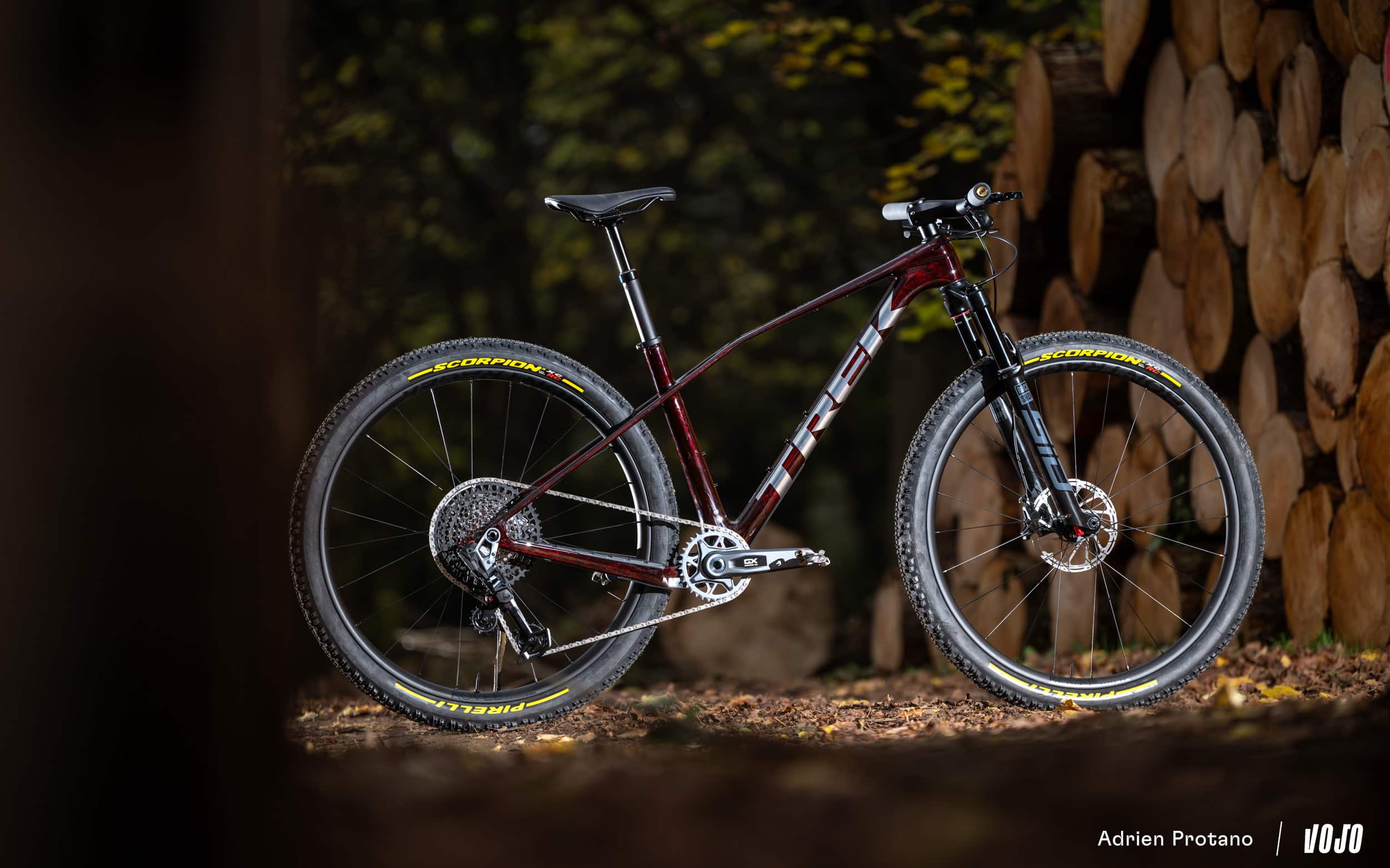 https://www.vojomag.com/app/uploads/2025/02/Trek ProCaliber 2024 Avis Test Vojo A.Protano 1 13.jpg