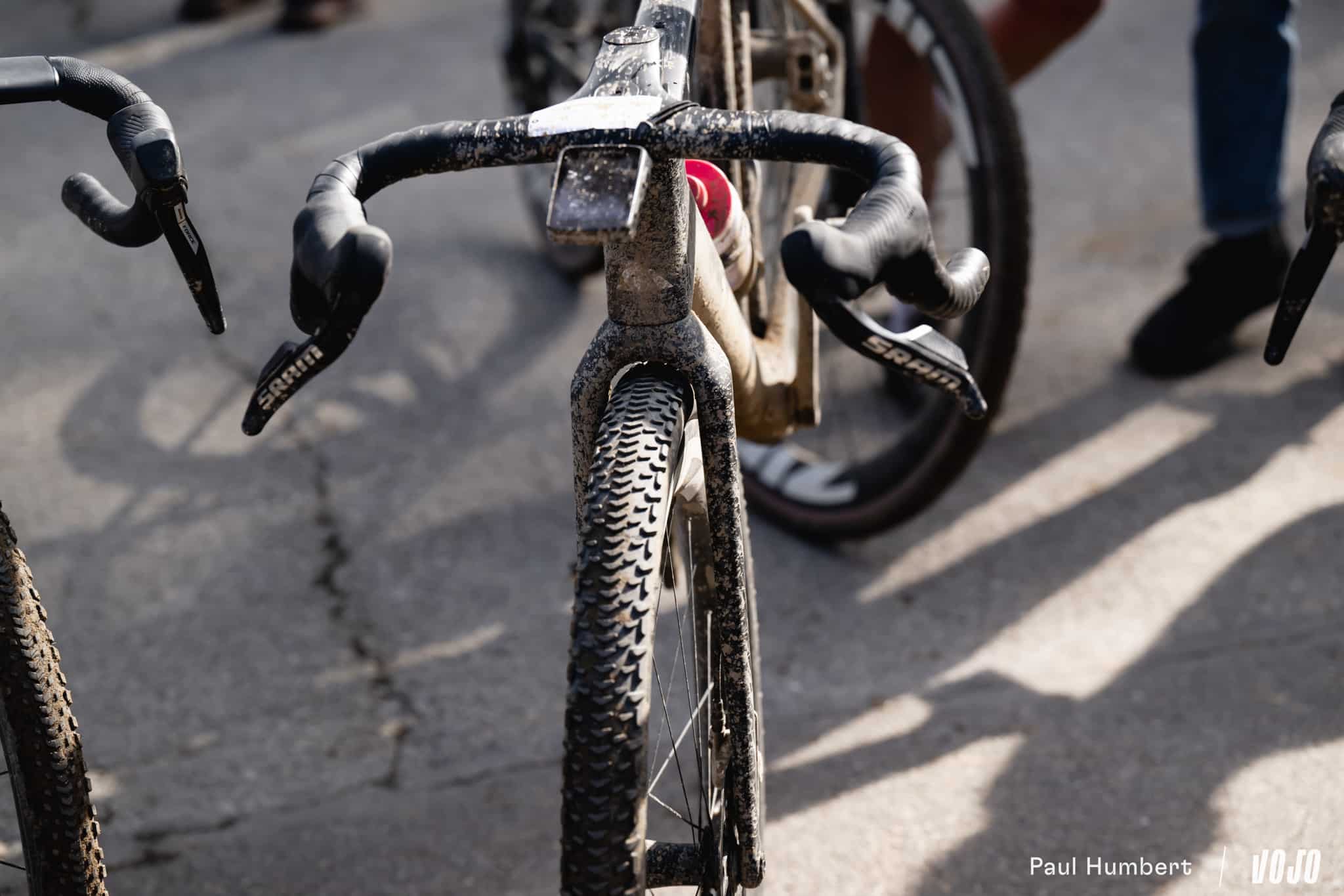 https://www.vojomag.com/app/uploads/2025/03/materiel bike check pro gravel race santa vall 2025 vojo paul humbert 28.jpg